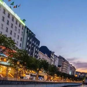 quality-hotel-christina-lourdes.midi-pyreneeshotels.com/